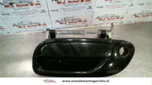 O80444 Gebruikte portiergreep 4deurs links-voor Volvo S60