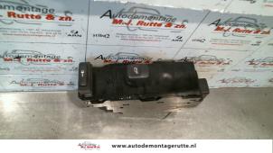 O108132 Gebruikte elektrisch raam schakelaar Volvo S60