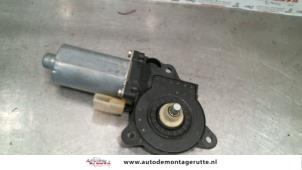 O89835 Gebruikte portierruitmotor Ford Fusion
