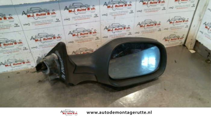 Gebruikte Spiegel Buiten rechts Renault Safrane O87680
