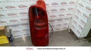 O92914 Gebruikte achterlicht links Opel Movano
