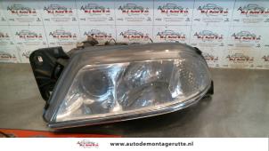 O72168 Gebruikte linker koplamp Alfa Romeo 166