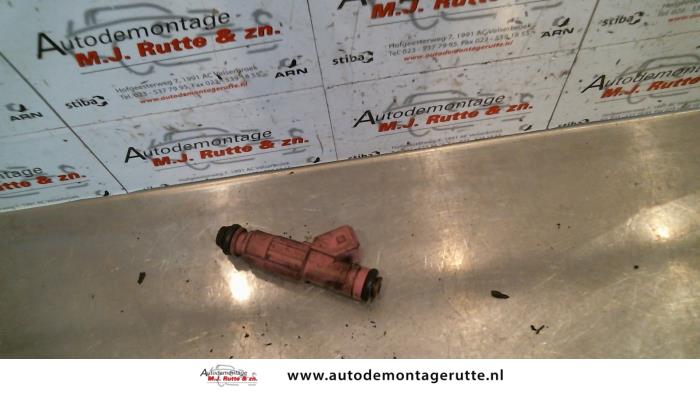 Gebruikte Injector (benzine injectie) Ford Fiesta O121244