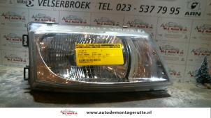 O74347 Gebruikte koplamp rechts Mitsubishi Space Runner