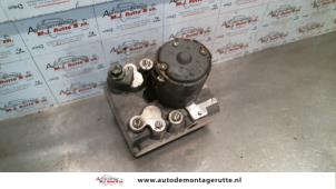 O114743 Gebruikte abs pomp BMW 5-Serie