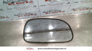 O88650 Gebruikte spiegelglas rechts Toyota Corolla