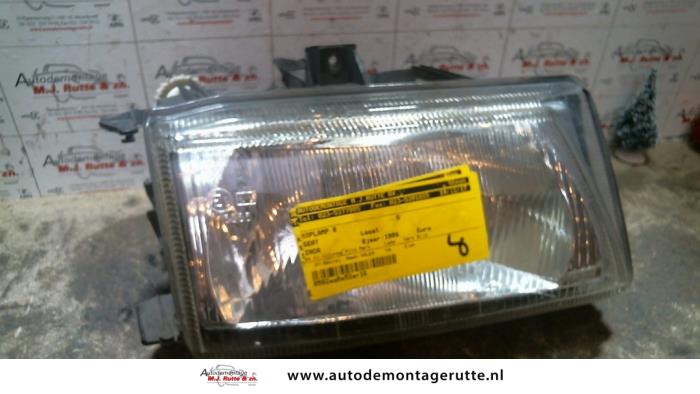 Gebruikte Koplamp rechts Seat Inca O74536