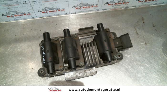 Gebruikte Bobine Volkswagen Passat O126649