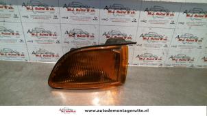O76655 Gebruikte pinker rechts Mitsubishi Galant