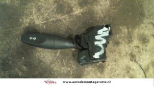 O101480 Gebruikte schakelaar richtingaanwijzer Ford Focus