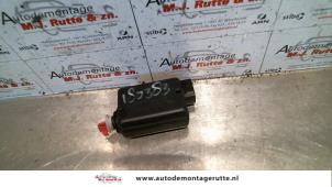 O90733 Gebruikte centrale deurvergrendelingsmotor Renault Megane Scenic
