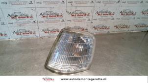 O75891 Gebruikte richtingaanwijzer links Peugeot 405