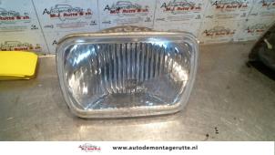O74403 Gebruikte koplamp rechts Volvo 4-Serie