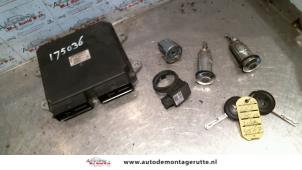 O82239 Gebruikte slotenset cilinder (compleet) Mitsubishi Colt