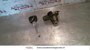 O81695 Gebruikte cilinderslot portier links Rover 45