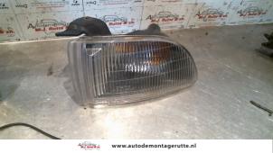O75969 Gebruikte pinker links Mitsubishi Galant