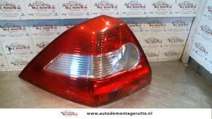 O93746 Gebruikte achterlicht links Renault Megane