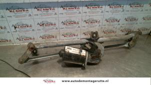 O118597 Gebruikte ruitenwismotor+mechaniek Volkswagen Beetle