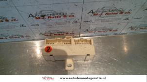 O119395 Gebruikte zekeringkast Kia Carens