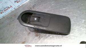 O107932 Gebruikte raam schakelaar elektrisch Renault Scenic