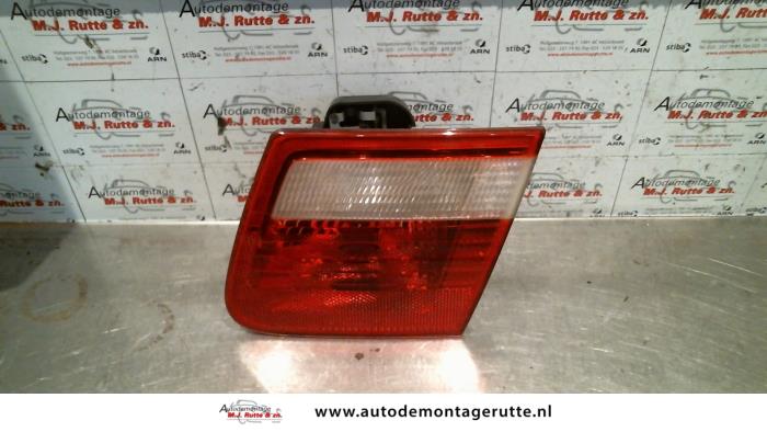 Gebruikte Achterlicht rechts BMW 3-Serie O94302