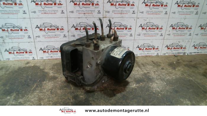 Gebruikte ABS Pomp Volvo S80 O114852
