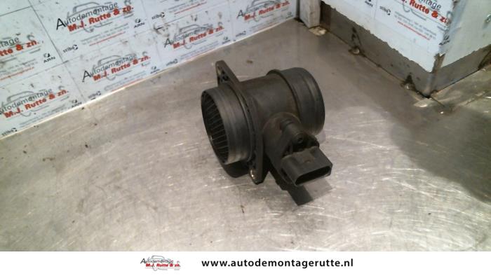 Luchthoeveelheidsmeter van een Seat Leon (1M1) 1.9 TDI 110 2002