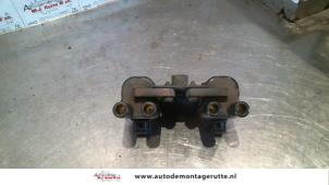 Bobine van een Daewoo Nubira Wagon (J100) 1.6 16V 2006