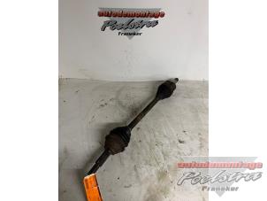 Gebruikte Steekas links-voor Ford Transit 2.0 TDCi 16V Prijs € 19,50 Margeregeling aangeboden door Autodemontage Poelstra B.V.