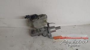 Gebruikte Hoofdremcilinder Volkswagen Golf V (1K1) 2.0 TDI 16V Prijs € 9,95 Margeregeling aangeboden door Autodemontage Poelstra B.V.