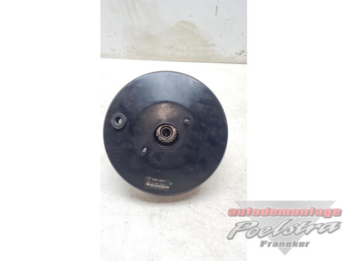 Gebruikte Rembol Toyota Yaris II (P9) 1.3 16V VVT-i Prijs € 30,00 Margeregeling aangeboden door Autodemontage Poelstra B.V.
