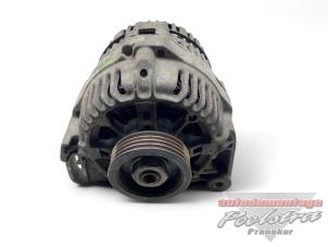 Gebruikte Dynamo Renault Twingo (C06) 1.2 Prijs € 29,95 Margeregeling aangeboden door Autodemontage Poelstra B.V.