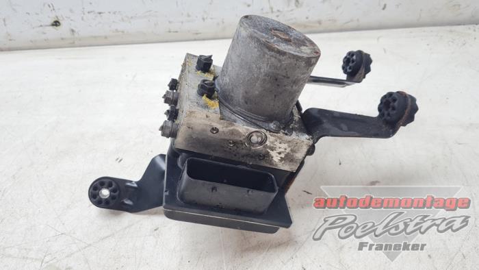 Gebruikte ABS Pomp BMW 5 serie Touring (E61) 535d 24V Prijs € 65,00 Margeregeling aangeboden door Autodemontage Poelstra B.V.