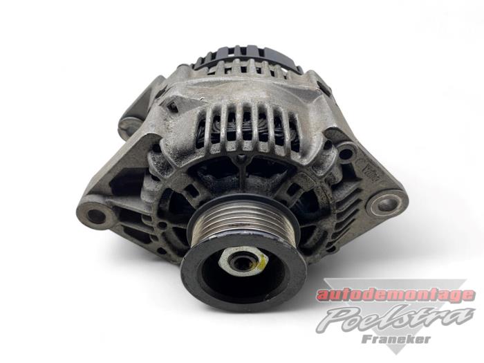 Dynamo van een Renault Kangoo Express (FC) 1.9 D 55 2001
