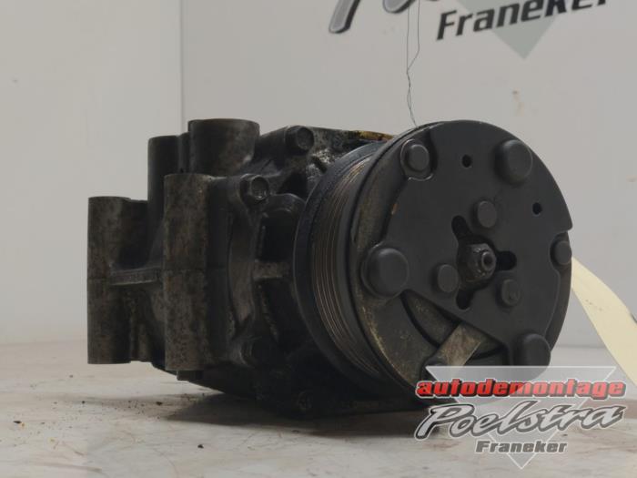 Gebruikte Pomp Airco Ford Transit Connect 1.8 TDCi 110 Prijs € 20,00 Margeregeling aangeboden door Autodemontage Poelstra B.V.