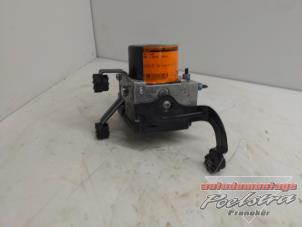 Gebruikte ABS Pomp BMW 1 serie (F20) 114d 1.6 16V Prijs € 40,00 Margeregeling aangeboden door Autodemontage Poelstra B.V.