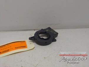 Gebruikte Airbagring Renault Clio IV (5R) 1.6 Turbo 16V RS 200 EDC Prijs € 20,00 Margeregeling aangeboden door Autodemontage Poelstra B.V.