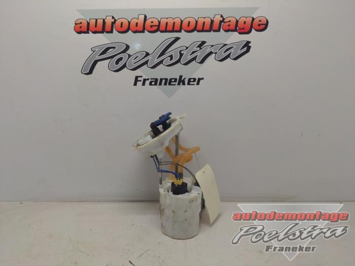 Gebruikte Tank element Pomp BMW 1 serie (F20) 114d 1.6 16V Prijs € 30,00 Margeregeling aangeboden door Autodemontage Poelstra B.V.