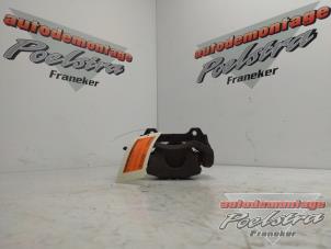 Gebruikte Remklauw (Tang) links-voor Opel Corsa D 1.2 16V Prijs € 19,95 Margeregeling aangeboden door Autodemontage Poelstra B.V.