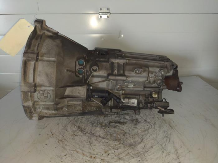 Versnellingsbak van een BMW 1 serie (F20) 114d 1.6 16V 2014