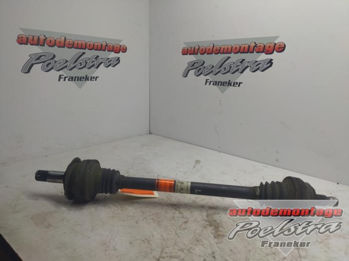 Gebruikte Aandrijfas links-achter Mercedes C (W205) C-250 2.2 CDI 16V BlueTEC, C-250d Prijs € 49,95 Margeregeling aangeboden door Autodemontage Poelstra B.V.