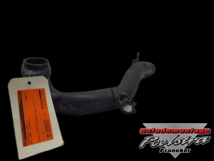 Gebruikte Intercooler Slang Opel Combo 1.3 CDTI 16V ecoFlex Prijs € 19,95 Margeregeling aangeboden door Autodemontage Poelstra B.V.