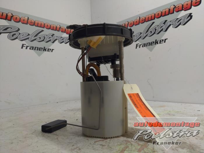 Gebruikte Tank element Pomp Suzuki Swift (ZA/ZC/ZD1/2/3/9) 1.5 VVT 16V Prijs € 30,00 Margeregeling aangeboden door Autodemontage Poelstra B.V.