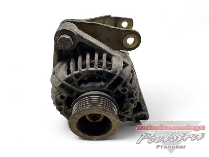 Gebruikte Dynamo Fiat Stilo (192A/B) 1.6 16V 3-Drs. Prijs € 20,00 Margeregeling aangeboden door Autodemontage Poelstra B.V.