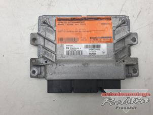 Gebruikte Computer Motormanagement Renault Megane III Berline (BZ) 2.0 16V CVT Prijs € 39,00 Margeregeling aangeboden door Autodemontage Poelstra B.V.