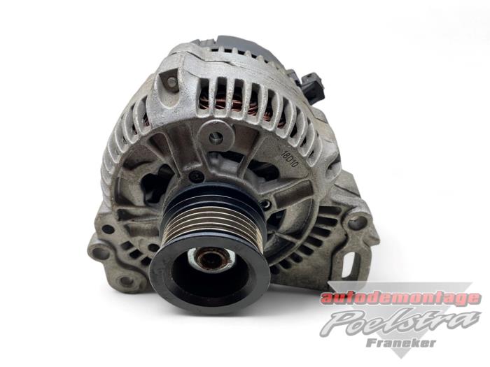 Gebruikte Dynamo Volkswagen Polo III (6N1) 1.0i 45 Prijs € 19,95 Margeregeling aangeboden door Autodemontage Poelstra B.V.