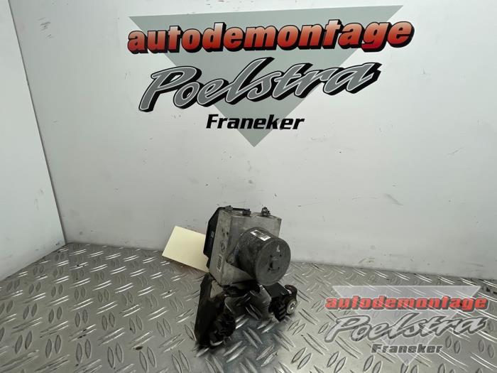 Gebruikte ABS Pomp Ford Mondeo IV Wagon 2.0 Ecoboost SCTi 16V Prijs € 45,00 Margeregeling aangeboden door Autodemontage Poelstra B.V.