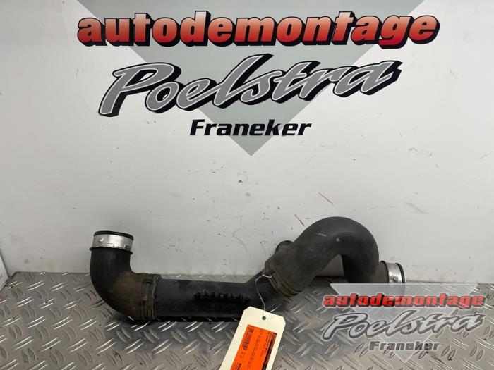 Gebruikte Intercooler Buis Volkswagen Caddy III (2KA,2KH,2CA,2CH) 1.9 TDI Prijs € 19,95 Margeregeling aangeboden door Autodemontage Poelstra B.V.