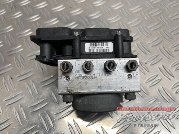 ABS Pomp van een Fiat Bravo (198A) 1.4 T-Jet 16V 120 2008