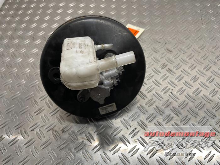 Gebruikte Rembekrachtiger Ford Fiesta 6 (JA8) 1.0 Ti-VCT 12V 65 Prijs € 14,95 Margeregeling aangeboden door Autodemontage Poelstra B.V.